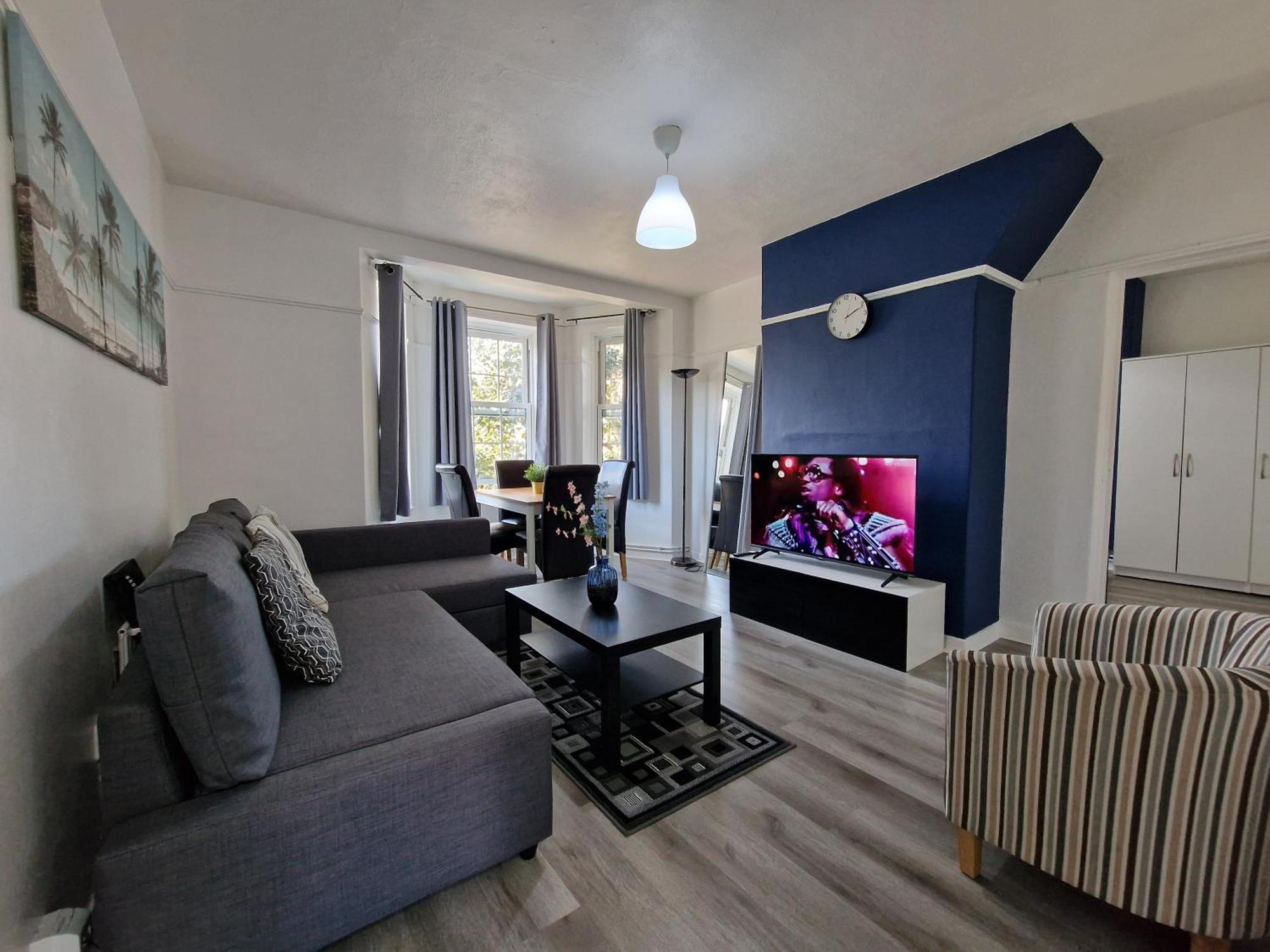 Comfortable 2 Bedrooms Flat In Oval Central Londra Esterno foto